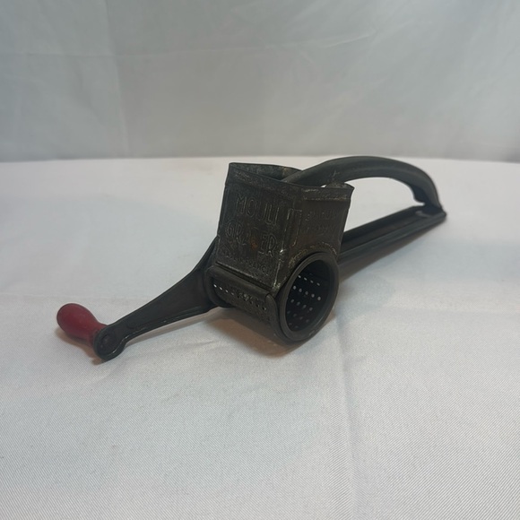 Vintage Metal Cheese Grater with Wooden Handle - Picture 1 of 6